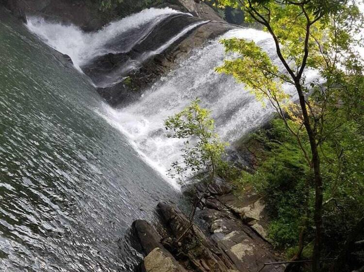 Pension (Hôtel basse catégorie) Riverston Lodge