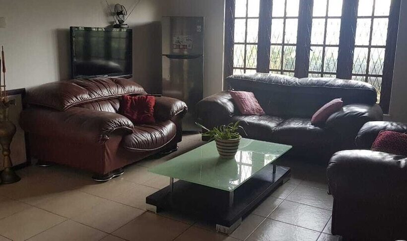 Pension (Hôtel basse catégorie) Riverston Lodge