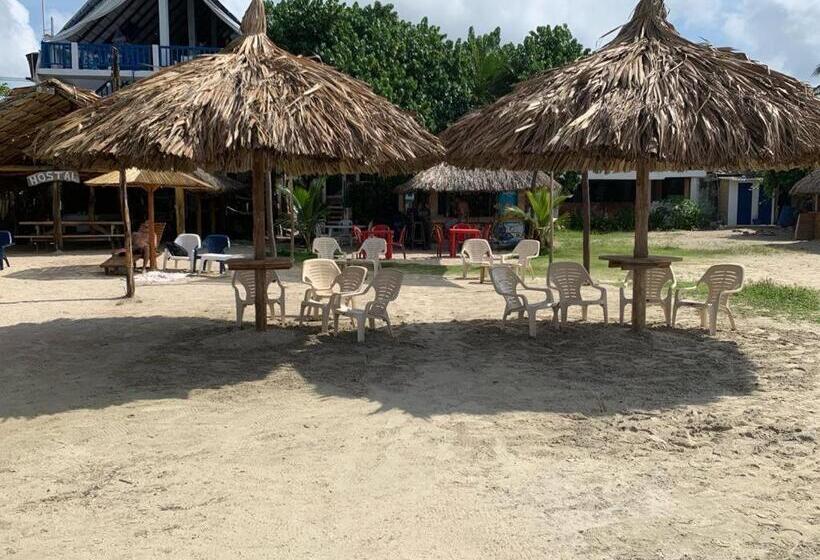 هتل Hostel Rincon Del Mar Ebenezer