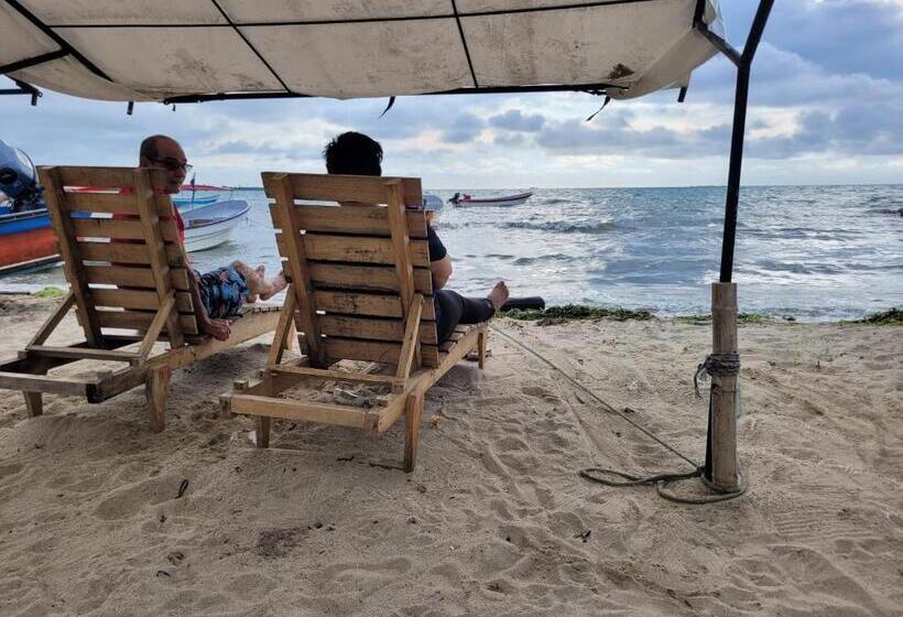 هتل Hostel Rincon Del Mar Ebenezer