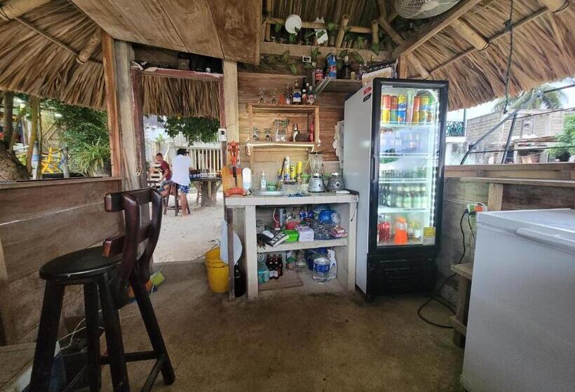 هتل Hostel Rincon Del Mar Ebenezer