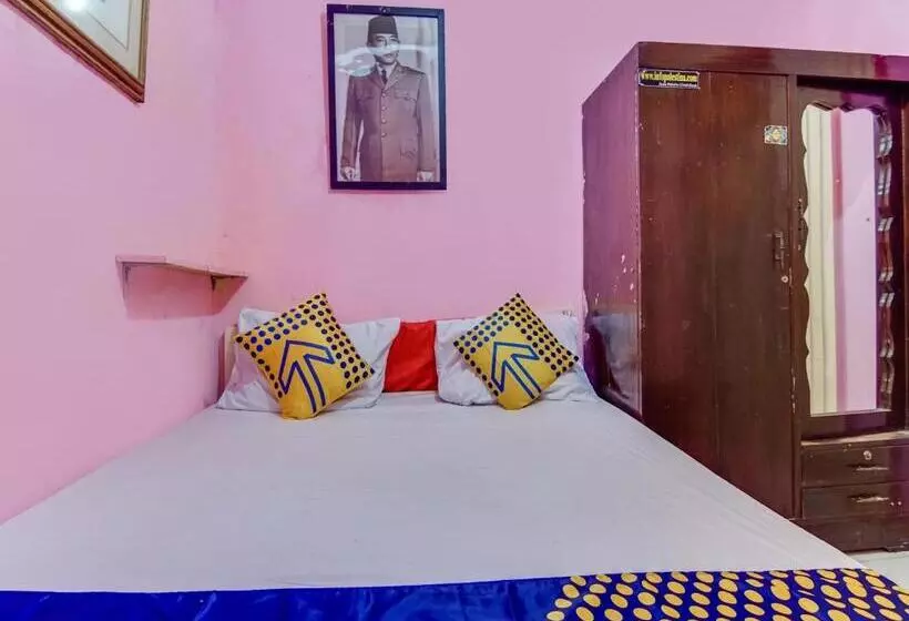 ホテル Spot On 90060 Jq Homestay Syariah