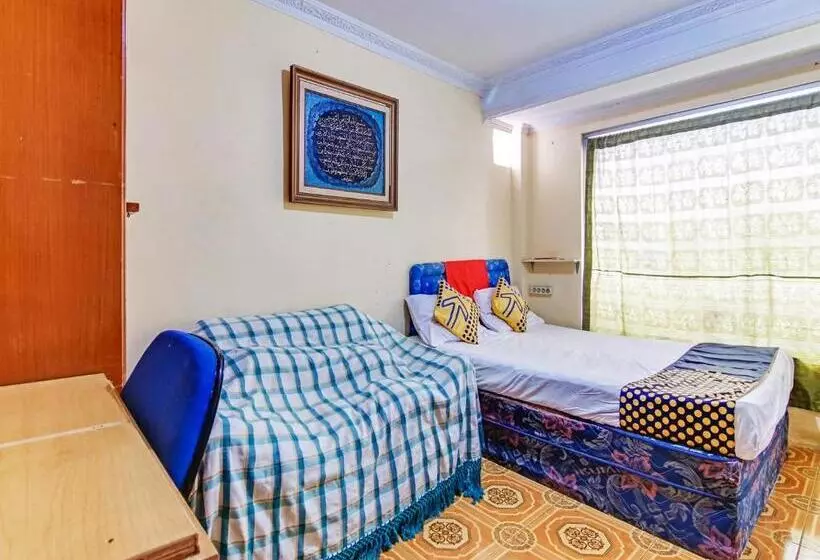ホテル Spot On 90060 Jq Homestay Syariah