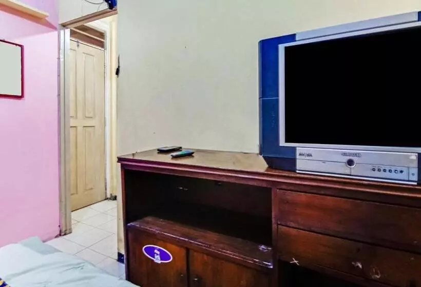 ホテル Spot On 90060 Jq Homestay Syariah