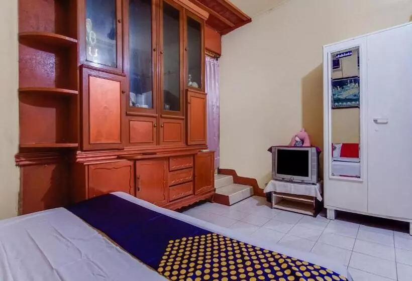 ホテル Spot On 90060 Jq Homestay Syariah
