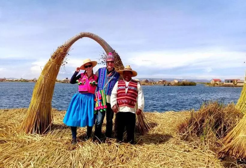 پانسیون Room In Lodge Uros Suma Jakaa Lodge Titicaca Experience