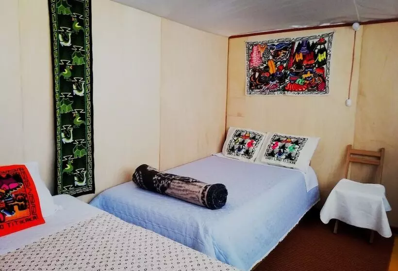 پانسیون Room In Lodge Uros Suma Jakaa Lodge Titicaca Experience