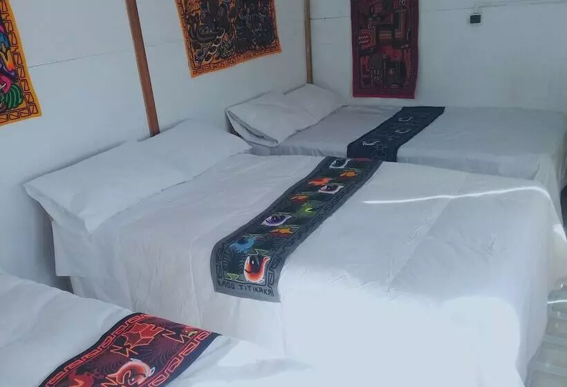 پانسیون Room In Lodge Uros Suma Jakaa Lodge Titicaca Experience