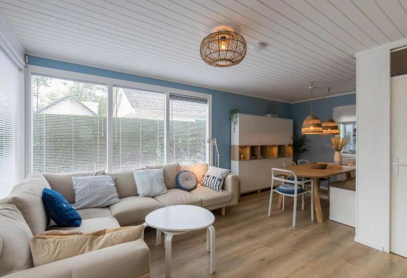 リゾートホテル Holidayhouse   Noordendolfer 2 51 Zoutelande