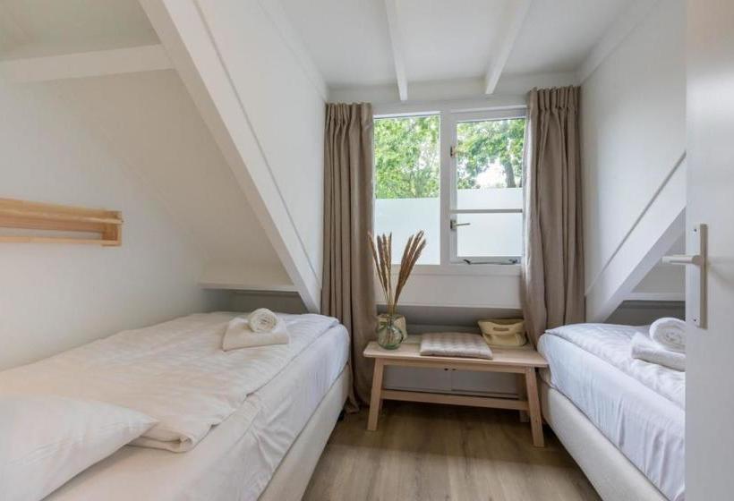 リゾートホテル Holidayhouse   Noordendolfer 2 51 Zoutelande