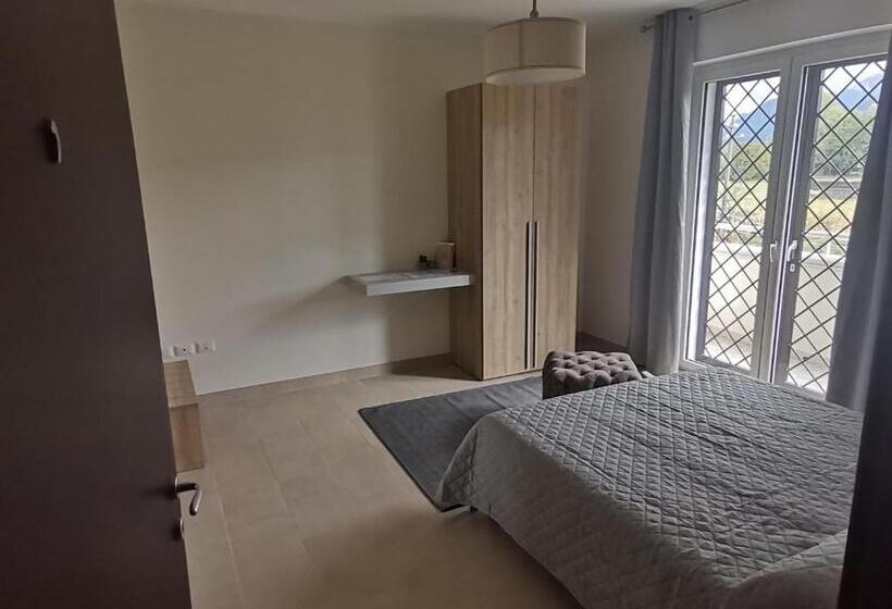 مبيت وإفطار Montesarchiorooms