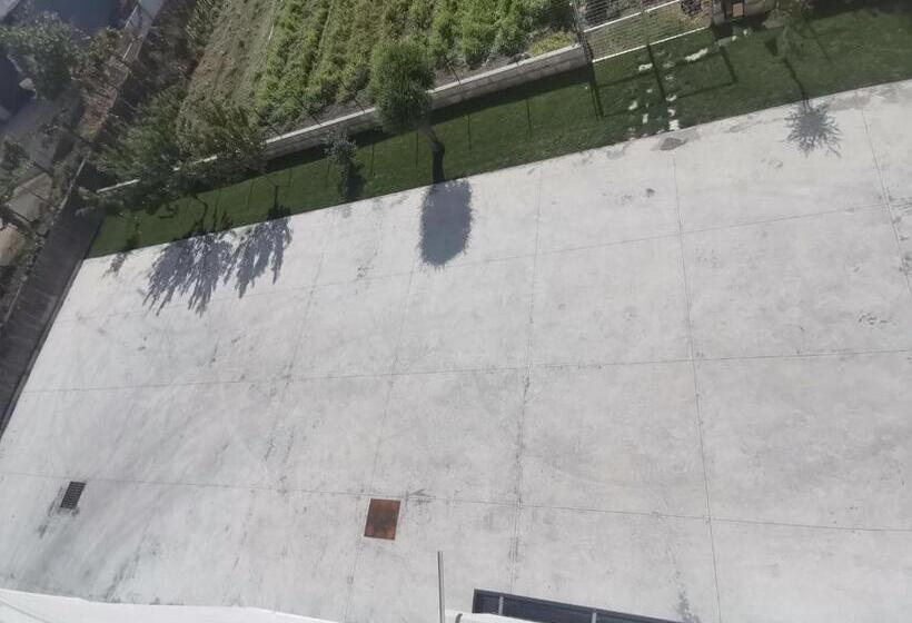 צימר Montesarchiorooms