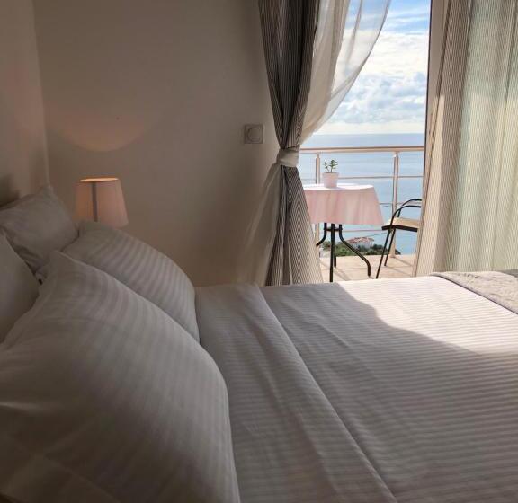 تختخواب و صبحانه Open Sky Apartments