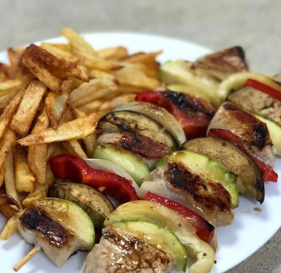 تختخواب و صبحانه Open Sky Apartments