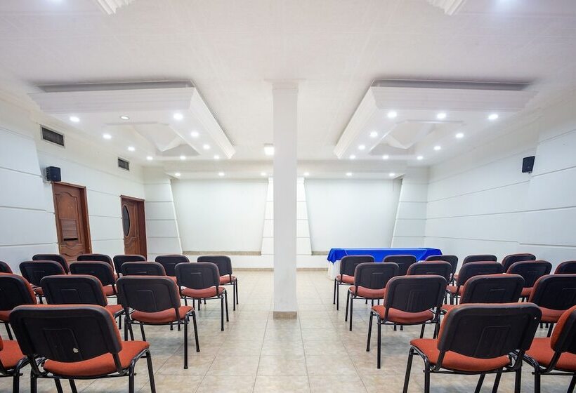 Ayenda Hotel Carivdi