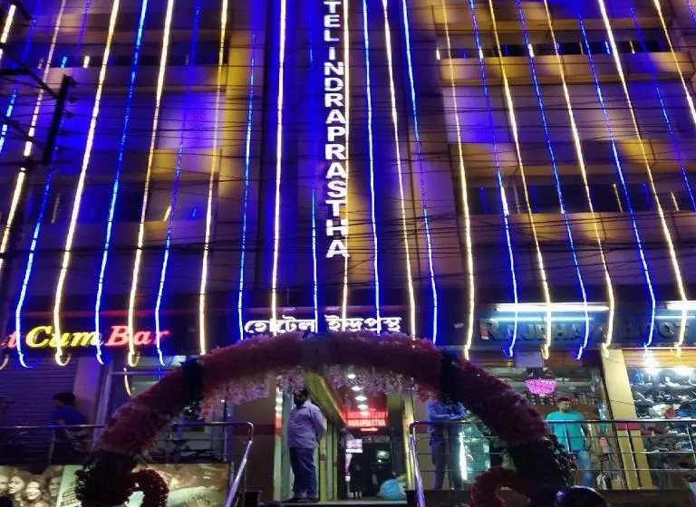 ホテル Indraprastha