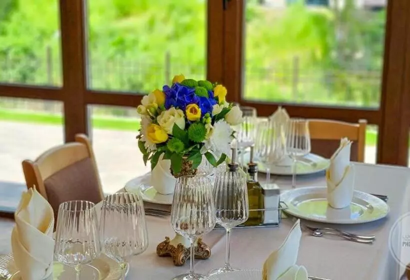 Hotelli Izvoare Caciulata