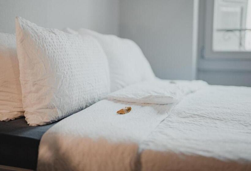 No8 Boutique Hotel   Self Check In