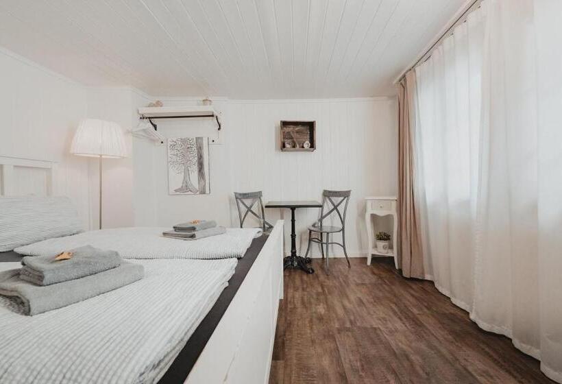 No8 Boutique Hotel   Self Check In