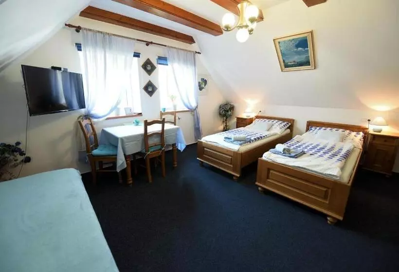 Majatalo Penzion V Chaloupce