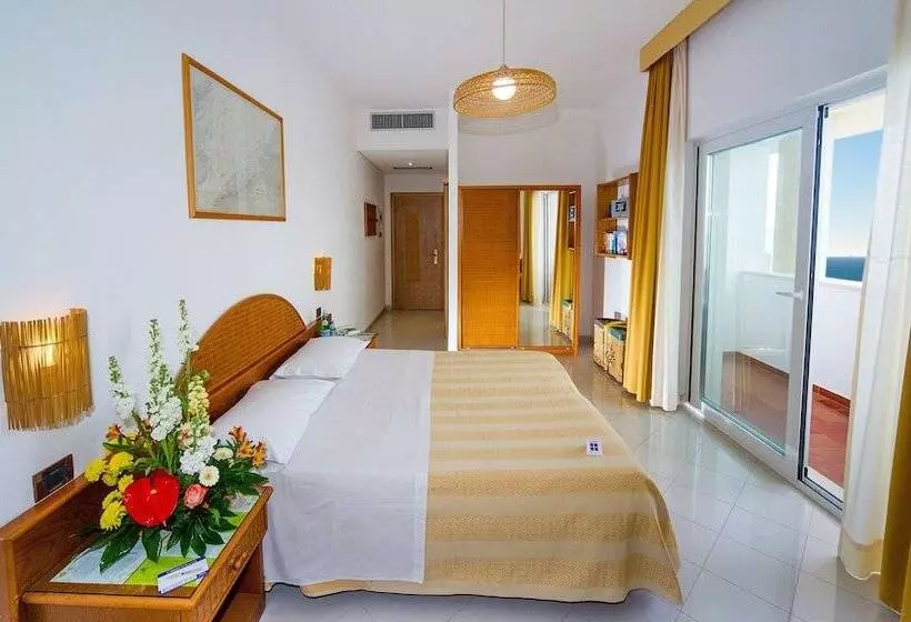 Ecoresort Le Sirene   Caroli Hotels