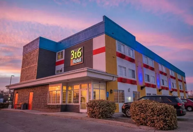 Hotel 316