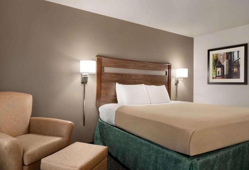 فندق Baymont By Wyndham Buffalo