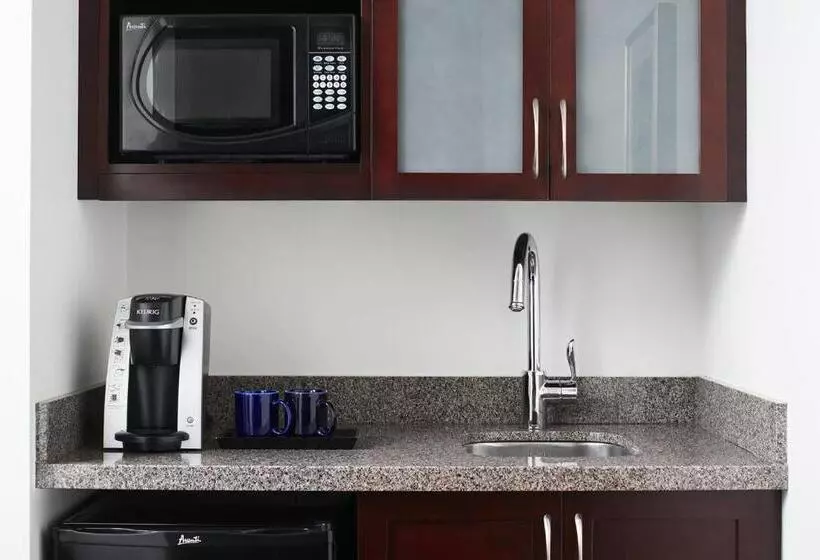 Club Quarters Hotel Faneuil Hall, Boston