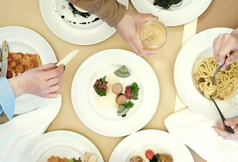 בית מלון כפרי Condominio Monti Boutique