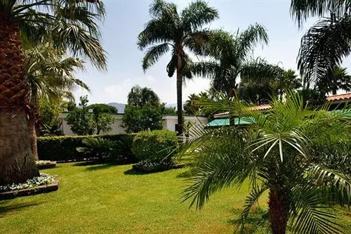 هتل Esperidi Resort Village