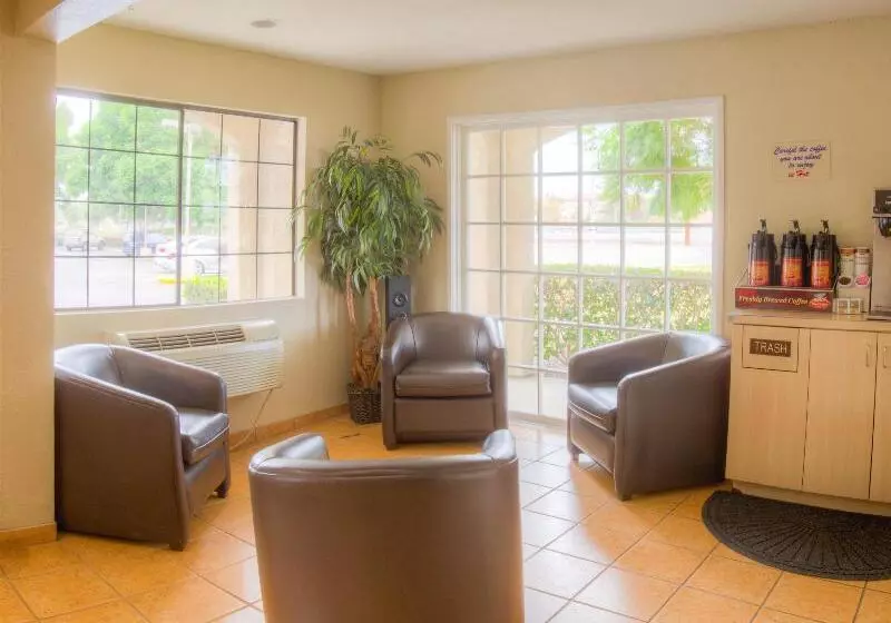 호텔 Good Nite Inn Camarillo