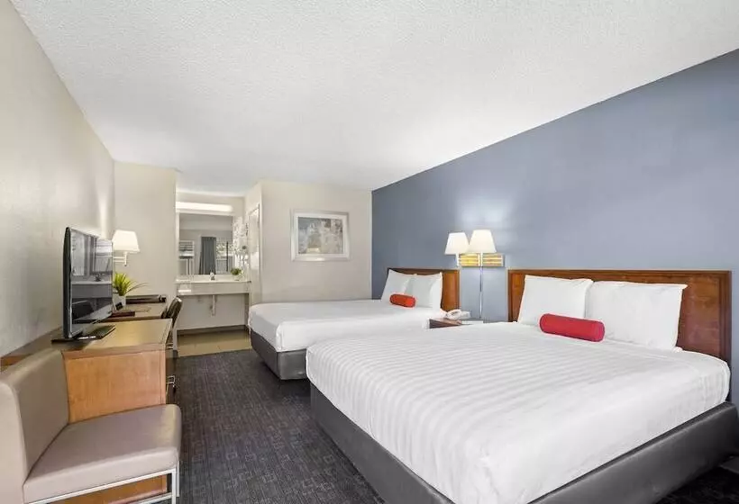 호텔 Good Nite Inn Camarillo