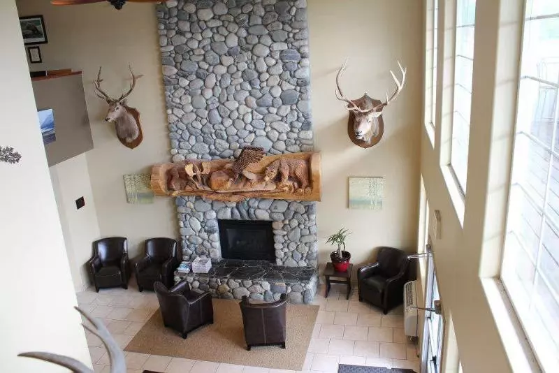 酒店 Grand View Inn & Suites