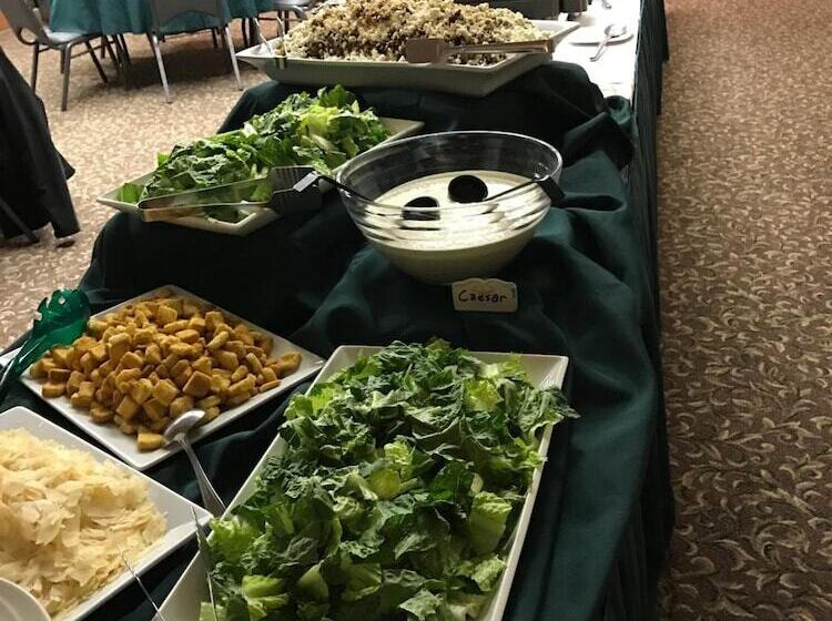 בית מלון כפרי Grand View Inn & Suites