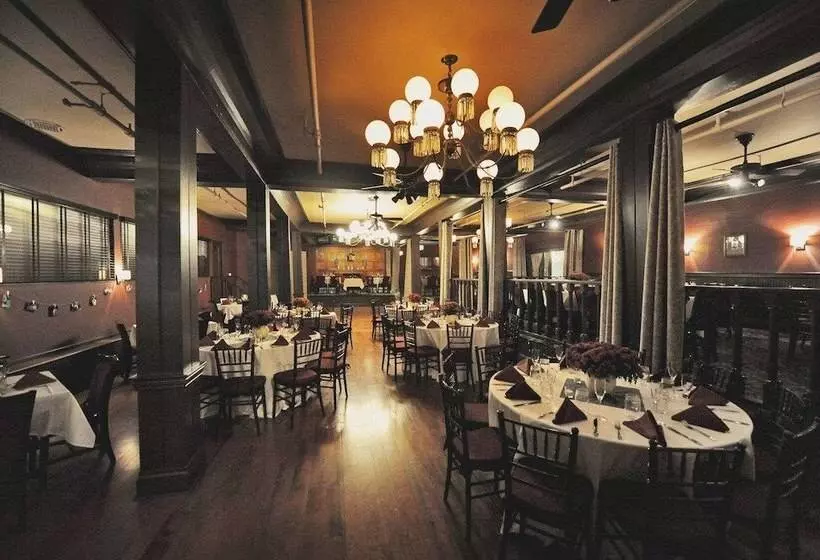 호텔 Green Park Inn