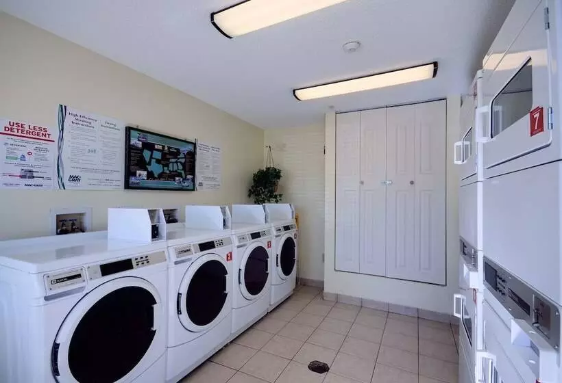 בית מלון כפרי Intown Suites Extended Stay Decatur Al