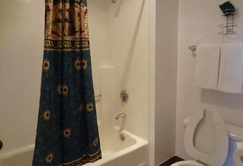 Отель Littletree Inn