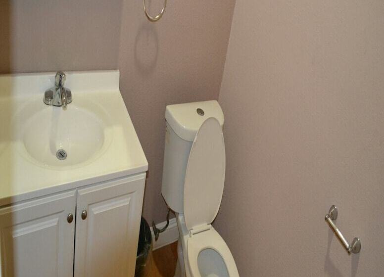 ホテル Monterey Inn