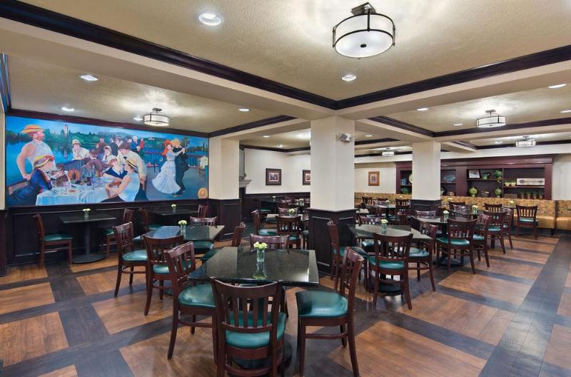 Отель Oxford Suites Spokane Valley