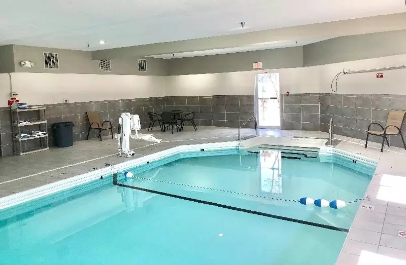 호텔 Red Roof Inn & Suites Omaha Council Bluffs