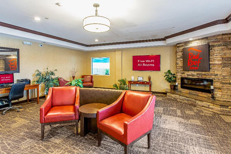 هتل Red Roof Inn & Suites Omaha Council Bluffs