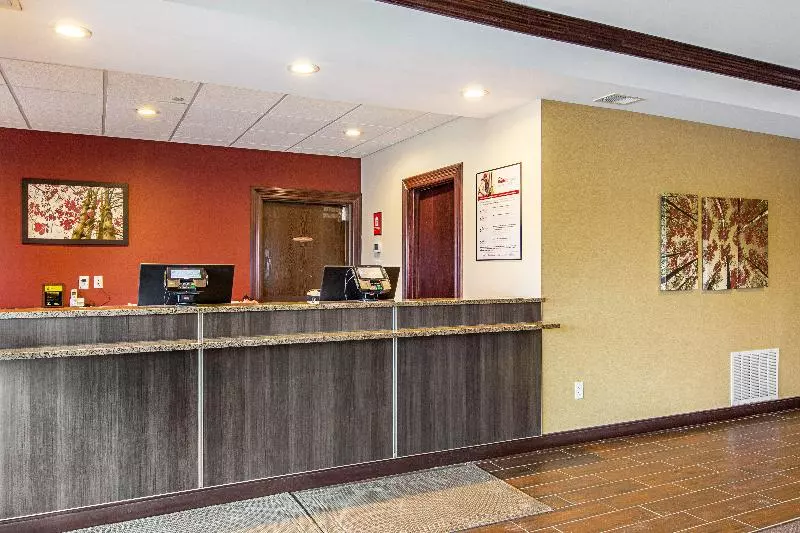 호텔 Red Roof Inn & Suites Omaha Council Bluffs