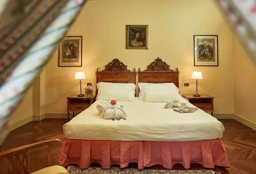 هتل Sina Villa Matilde