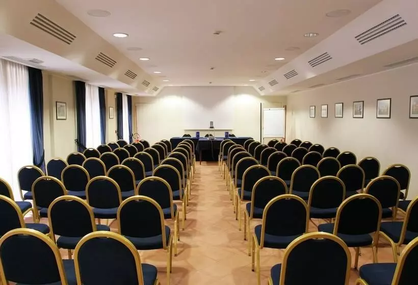 هتل Sina Villa Matilde