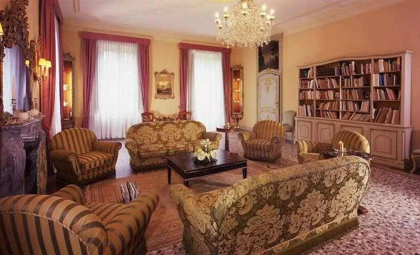 هتل Sina Villa Matilde