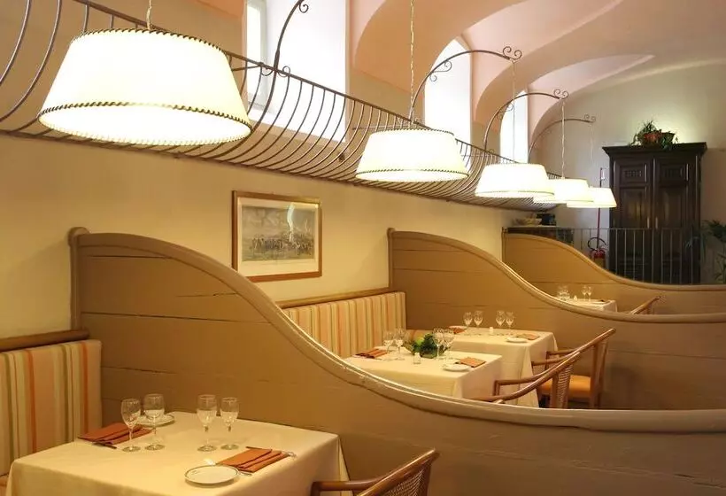 هتل Sina Villa Matilde