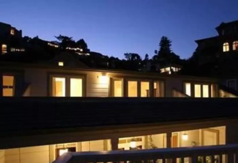 فندق The Gables Inn Sausalito