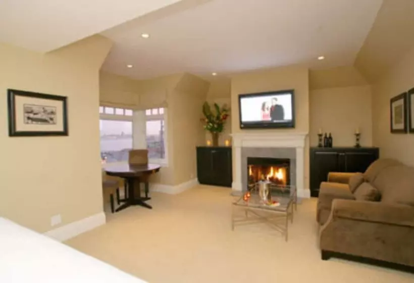 فندق The Gables Inn Sausalito
