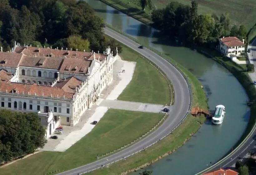 호텔 Villa Alberti