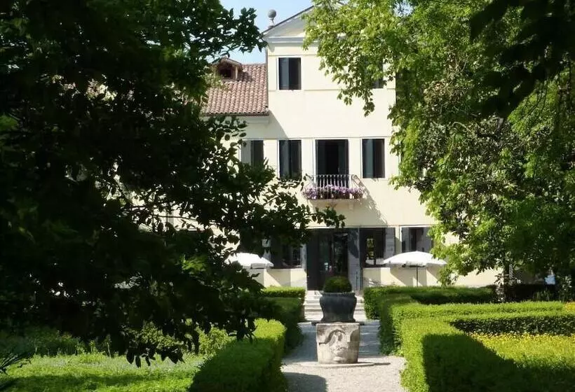 호텔 Villa Alberti